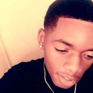 Meet your Posher, Karon